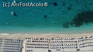 [P18] Plaja Valtos pe care se afla Parga Beach Resort » foto by andreea_kamelya
 - 
<span class="allrVoted glyphicon glyphicon-heart hidden" id="av1492039"></span>
<a class="m-l-10 hidden" id="sv1492039" onclick="voting_Foto_DelVot(,1492039,13920)" role="button">șterge vot <span class="glyphicon glyphicon-remove"></span></a>
<a id="v91492039" class=" c-red"  onclick="voting_Foto_SetVot(1492039)" role="button"><span class="glyphicon glyphicon-heart-empty"></span> <b>LIKE</b> = Votează poza</a> <img class="hidden"  id="f1492039W9" src="/imagini/loader.gif" border="0" /><span class="AjErrMes hidden" id="e1492039ErM"></span>