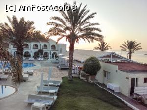 [P11] Piscina, curtea interioara Hotel Princess Beach Larnaca » foto by Clara S
 - 
<span class="allrVoted glyphicon glyphicon-heart hidden" id="av864318"></span>
<a class="m-l-10 hidden" id="sv864318" onclick="voting_Foto_DelVot(,864318,13947)" role="button">șterge vot <span class="glyphicon glyphicon-remove"></span></a>
<a id="v9864318" class=" c-red"  onclick="voting_Foto_SetVot(864318)" role="button"><span class="glyphicon glyphicon-heart-empty"></span> <b>LIKE</b> = Votează poza</a> <img class="hidden"  id="f864318W9" src="/imagini/loader.gif" border="0" /><span class="AjErrMes hidden" id="e864318ErM"></span>