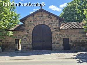 [P03] Mănăstire Gračanica, Intrarea în Curtea Mănăstirii » foto by mprofeanu
 - 
<span class="allrVoted glyphicon glyphicon-heart hidden" id="av1544758"></span>
<a class="m-l-10 hidden" id="sv1544758" onclick="voting_Foto_DelVot(,1544758,13973)" role="button">șterge vot <span class="glyphicon glyphicon-remove"></span></a>
<a id="v91544758" class=" c-red"  onclick="voting_Foto_SetVot(1544758)" role="button"><span class="glyphicon glyphicon-heart-empty"></span> <b>LIKE</b> = Votează poza</a> <img class="hidden"  id="f1544758W9" src="/imagini/loader.gif" border="0" /><span class="AjErrMes hidden" id="e1544758ErM"></span>