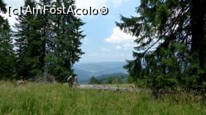 [P05] La liziera pădurii priveliștea începe să se deschidă, iar în vale se zărește localitatea Crasna » foto by iuliaen
 - 
<span class="allrVoted glyphicon glyphicon-heart hidden" id="av842932"></span>
<a class="m-l-10 hidden" id="sv842932" onclick="voting_Foto_DelVot(,842932,14170)" role="button">șterge vot <span class="glyphicon glyphicon-remove"></span></a>
<a id="v9842932" class=" c-red"  onclick="voting_Foto_SetVot(842932)" role="button"><span class="glyphicon glyphicon-heart-empty"></span> <b>LIKE</b> = Votează poza</a> <img class="hidden"  id="f842932W9" src="/imagini/loader.gif" border="0" /><span class="AjErrMes hidden" id="e842932ErM"></span>
