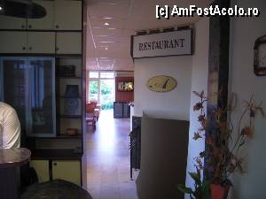 [P03] Hotel Aneli, Sandanski - spre restaurant » foto by Dragoș_MD
 - 
<span class="allrVoted glyphicon glyphicon-heart hidden" id="av422692"></span>
<a class="m-l-10 hidden" id="sv422692" onclick="voting_Foto_DelVot(,422692,14192)" role="button">șterge vot <span class="glyphicon glyphicon-remove"></span></a>
<a id="v9422692" class=" c-red"  onclick="voting_Foto_SetVot(422692)" role="button"><span class="glyphicon glyphicon-heart-empty"></span> <b>LIKE</b> = Votează poza</a> <img class="hidden"  id="f422692W9" src="/imagini/loader.gif" border="0" /><span class="AjErrMes hidden" id="e422692ErM"></span>