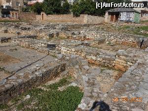 [P12] Sarandë - Sinagoga şi Basilica Onhezmi, ruine.  » foto by iulianic
 - 
<span class="allrVoted glyphicon glyphicon-heart hidden" id="av687782"></span>
<a class="m-l-10 hidden" id="sv687782" onclick="voting_Foto_DelVot(,687782,14195)" role="button">șterge vot <span class="glyphicon glyphicon-remove"></span></a>
<a id="v9687782" class=" c-red"  onclick="voting_Foto_SetVot(687782)" role="button"><span class="glyphicon glyphicon-heart-empty"></span> <b>LIKE</b> = Votează poza</a> <img class="hidden"  id="f687782W9" src="/imagini/loader.gif" border="0" /><span class="AjErrMes hidden" id="e687782ErM"></span>