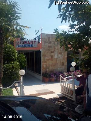 [P42] Saranda. Restaurant Paradise. Locul unde am servit masa de prânz.  » foto by ovidiuyepi
 - 
<span class="allrVoted glyphicon glyphicon-heart hidden" id="av675773"></span>
<a class="m-l-10 hidden" id="sv675773" onclick="voting_Foto_DelVot(,675773,14195)" role="button">șterge vot <span class="glyphicon glyphicon-remove"></span></a>
<a id="v9675773" class=" c-red"  onclick="voting_Foto_SetVot(675773)" role="button"><span class="glyphicon glyphicon-heart-empty"></span> <b>LIKE</b> = Votează poza</a> <img class="hidden"  id="f675773W9" src="/imagini/loader.gif" border="0" /><span class="AjErrMes hidden" id="e675773ErM"></span>