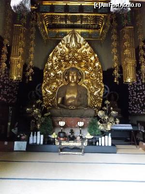 [P38] Kamakura, Templul Hase-dera, Amida-do Hall, interior cu statuia placată în aur în poziție așezat a lui Amida Buddha » foto by mprofeanu
 - 
<span class="allrVoted glyphicon glyphicon-heart hidden" id="av686072"></span>
<a class="m-l-10 hidden" id="sv686072" onclick="voting_Foto_DelVot(,686072,14224)" role="button">șterge vot <span class="glyphicon glyphicon-remove"></span></a>
<a id="v9686072" class=" c-red"  onclick="voting_Foto_SetVot(686072)" role="button"><span class="glyphicon glyphicon-heart-empty"></span> <b>LIKE</b> = Votează poza</a> <img class="hidden"  id="f686072W9" src="/imagini/loader.gif" border="0" /><span class="AjErrMes hidden" id="e686072ErM"></span>