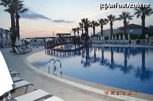 [P05]  -- <small>// FĂRĂ DESCRIERE</small> » foto by aaaaa
 - 
<span class="allrVoted glyphicon glyphicon-heart hidden" id="av631201"></span>
<a class="m-l-10 hidden" id="sv631201" onclick="voting_Foto_DelVot(,631201,14245)" role="button">șterge vot <span class="glyphicon glyphicon-remove"></span></a>
<a id="v9631201" class=" c-red"  onclick="voting_Foto_SetVot(631201)" role="button"><span class="glyphicon glyphicon-heart-empty"></span> <b>LIKE</b> = Votează poza</a> <img class="hidden"  id="f631201W9" src="/imagini/loader.gif" border="0" /><span class="AjErrMes hidden" id="e631201ErM"></span>