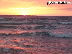 [P32] dimineata multi colora - ora 6:11 » foto by Dan&Ema
 - 
<span class="allrVoted glyphicon glyphicon-heart hidden" id="av670876"></span>
<a class="m-l-10 hidden" id="sv670876" onclick="voting_Foto_DelVot(,670876,14421)" role="button">șterge vot <span class="glyphicon glyphicon-remove"></span></a>
<a id="v9670876" class=" c-red"  onclick="voting_Foto_SetVot(670876)" role="button"><span class="glyphicon glyphicon-heart-empty"></span> <b>LIKE</b> = Votează poza</a> <img class="hidden"  id="f670876W9" src="/imagini/loader.gif" border="0" /><span class="AjErrMes hidden" id="e670876ErM"></span>