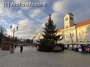 [P25] Sfântu Gheorghe.Piața Centrală. » foto by Floria
 - 
<span class="allrVoted glyphicon glyphicon-heart hidden" id="av1514989"></span>
<a class="m-l-10 hidden" id="sv1514989" onclick="voting_Foto_DelVot(,1514989,14513)" role="button">șterge vot <span class="glyphicon glyphicon-remove"></span></a>
<a id="v91514989" class=" c-red"  onclick="voting_Foto_SetVot(1514989)" role="button"><span class="glyphicon glyphicon-heart-empty"></span> <b>LIKE</b> = Votează poza</a> <img class="hidden"  id="f1514989W9" src="/imagini/loader.gif" border="0" /><span class="AjErrMes hidden" id="e1514989ErM"></span>