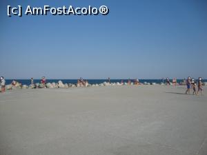 [P15] Eforie Nord - La plimbare pe platforma de promenadă din zona Debarcaderului.  » foto by Floryn81
 - 
<span class="allrVoted glyphicon glyphicon-heart hidden" id="av880717"></span>
<a class="m-l-10 hidden" id="sv880717" onclick="voting_Foto_DelVot(,880717,14525)" role="button">șterge vot <span class="glyphicon glyphicon-remove"></span></a>
<a id="v9880717" class=" c-red"  onclick="voting_Foto_SetVot(880717)" role="button"><span class="glyphicon glyphicon-heart-empty"></span> <b>LIKE</b> = Votează poza</a> <img class="hidden"  id="f880717W9" src="/imagini/loader.gif" border="0" /><span class="AjErrMes hidden" id="e880717ErM"></span>