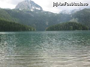 P17 [JUN-2013] Muntele Meded (încă cu zăpadă la sfârşit de iunie) de deasupra Lacului Negru. Zabljack, Muntenegru. 