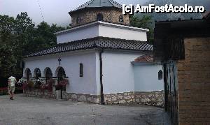 [P04] Biserica de la mănăstirea Preobrazenje aflată în stanga râului Morava de Vest, Cacak, Serbia.  » foto by traian.leuca †
 - 
<span class="allrVoted glyphicon glyphicon-heart hidden" id="av440742"></span>
<a class="m-l-10 hidden" id="sv440742" onclick="voting_Foto_DelVot(,440742,14540)" role="button">șterge vot <span class="glyphicon glyphicon-remove"></span></a>
<a id="v9440742" class=" c-red"  onclick="voting_Foto_SetVot(440742)" role="button"><span class="glyphicon glyphicon-heart-empty"></span> <b>LIKE</b> = Votează poza</a> <img class="hidden"  id="f440742W9" src="/imagini/loader.gif" border="0" /><span class="AjErrMes hidden" id="e440742ErM"></span>