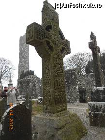 [P10] Irlanda - Monasterboice, Crucea din Vest este cea mai mare cruce celtica din Irlanda - are peste 6 m.  » foto by Diaura*
 - 
<span class="allrVoted glyphicon glyphicon-heart hidden" id="av446311"></span>
<a class="m-l-10 hidden" id="sv446311" onclick="voting_Foto_DelVot(,446311,14730)" role="button">șterge vot <span class="glyphicon glyphicon-remove"></span></a>
<a id="v9446311" class=" c-red"  onclick="voting_Foto_SetVot(446311)" role="button"><span class="glyphicon glyphicon-heart-empty"></span> <b>LIKE</b> = Votează poza</a> <img class="hidden"  id="f446311W9" src="/imagini/loader.gif" border="0" /><span class="AjErrMes hidden" id="e446311ErM"></span>