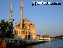 [P02] Ortakoy-De departe cel mai important punct turistic al zonei, Marea Moschee Imperiala a Sultanului Abdülmecid. Aceasta a fost construită între 1854 si 1856, pe locul unei mari moschei ortodoxe, de către arhitecții armeni Garabet Amira Balyan și Nigoğ » foto by GabrielaG
 - 
<span class="allrVoted glyphicon glyphicon-heart hidden" id="av289742"></span>
<a class="m-l-10 hidden" id="sv289742" onclick="voting_Foto_DelVot(,289742,14995)" role="button">șterge vot <span class="glyphicon glyphicon-remove"></span></a>
<a id="v9289742" class=" c-red"  onclick="voting_Foto_SetVot(289742)" role="button"><span class="glyphicon glyphicon-heart-empty"></span> <b>LIKE</b> = Votează poza</a> <img class="hidden"  id="f289742W9" src="/imagini/loader.gif" border="0" /><span class="AjErrMes hidden" id="e289742ErM"></span>