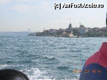 [P39] Turnul lui Leandru sau Turnul Fecioarei situat pe o insulita care marcheaza simbolic limita dintre apele Marii Marmara si cele ale Bosforului, iar in spate se vad cartierele asiatice ale Istanbulului » foto by carmen carmen
 - 
<span class="allrVoted glyphicon glyphicon-heart hidden" id="av313742"></span>
<a class="m-l-10 hidden" id="sv313742" onclick="voting_Foto_DelVot(,313742,14995)" role="button">șterge vot <span class="glyphicon glyphicon-remove"></span></a>
<a id="v9313742" class=" c-red"  onclick="voting_Foto_SetVot(313742)" role="button"><span class="glyphicon glyphicon-heart-empty"></span> <b>LIKE</b> = Votează poza</a> <img class="hidden"  id="f313742W9" src="/imagini/loader.gif" border="0" /><span class="AjErrMes hidden" id="e313742ErM"></span>