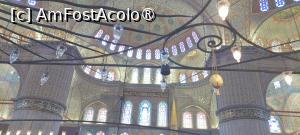 [P26] Moscheea albastră - interiorul » foto by Carmen Ion
 - 
<span class="allrVoted glyphicon glyphicon-heart hidden" id="av1508518"></span>
<a class="m-l-10 hidden" id="sv1508518" onclick="voting_Foto_DelVot(,1508518,14995)" role="button">șterge vot <span class="glyphicon glyphicon-remove"></span></a>
<a id="v91508518" class=" c-red"  onclick="voting_Foto_SetVot(1508518)" role="button"><span class="glyphicon glyphicon-heart-empty"></span> <b>LIKE</b> = Votează poza</a> <img class="hidden"  id="f1508518W9" src="/imagini/loader.gif" border="0" /><span class="AjErrMes hidden" id="e1508518ErM"></span>