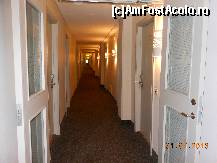 [P05] Mercure Hotel Stockholm South - Coridorul de acces la camerele etajului 3.  » foto by iulianic
 - 
<span class="allrVoted glyphicon glyphicon-heart hidden" id="av460423"></span>
<a class="m-l-10 hidden" id="sv460423" onclick="voting_Foto_DelVot(,460423,15217)" role="button">șterge vot <span class="glyphicon glyphicon-remove"></span></a>
<a id="v9460423" class=" c-red"  onclick="voting_Foto_SetVot(460423)" role="button"><span class="glyphicon glyphicon-heart-empty"></span> <b>LIKE</b> = Votează poza</a> <img class="hidden"  id="f460423W9" src="/imagini/loader.gif" border="0" /><span class="AjErrMes hidden" id="e460423ErM"></span>