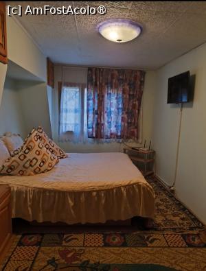 [P06] Alt dormitor la fel de vechi cu lenjerie si perdele nespalate de ani de zile, cu miros specific de lemn invechit » foto by ADRIAN-PETRU
 - 
<span class="allrVoted glyphicon glyphicon-heart hidden" id="av1514066"></span>
<a class="m-l-10 hidden" id="sv1514066" onclick="voting_Foto_DelVot(,1514066,15243)" role="button">șterge vot <span class="glyphicon glyphicon-remove"></span></a>
<a id="v91514066" class=" c-red"  onclick="voting_Foto_SetVot(1514066)" role="button"><span class="glyphicon glyphicon-heart-empty"></span> <b>LIKE</b> = Votează poza</a> <img class="hidden"  id="f1514066W9" src="/imagini/loader.gif" border="0" /><span class="AjErrMes hidden" id="e1514066ErM"></span>