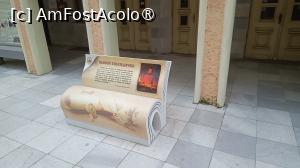 [P10] Velingrad, prin oraș. o bancă foarte faină din fața bibliotecii » foto by Dragoș_MD
 - 
<span class="allrVoted glyphicon glyphicon-heart hidden" id="av1466794"></span>
<a class="m-l-10 hidden" id="sv1466794" onclick="voting_Foto_DelVot(,1466794,15301)" role="button">șterge vot <span class="glyphicon glyphicon-remove"></span></a>
<a id="v91466794" class=" c-red"  onclick="voting_Foto_SetVot(1466794)" role="button"><span class="glyphicon glyphicon-heart-empty"></span> <b>LIKE</b> = Votează poza</a> <img class="hidden"  id="f1466794W9" src="/imagini/loader.gif" border="0" /><span class="AjErrMes hidden" id="e1466794ErM"></span>