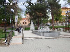 [P28] Velingrad, prin oraș.Monumentul Vrei Peeva » foto by Dragoș_MD
 - 
<span class="allrVoted glyphicon glyphicon-heart hidden" id="av1466812"></span>
<a class="m-l-10 hidden" id="sv1466812" onclick="voting_Foto_DelVot(,1466812,15301)" role="button">șterge vot <span class="glyphicon glyphicon-remove"></span></a>
<a id="v91466812" class=" c-red"  onclick="voting_Foto_SetVot(1466812)" role="button"><span class="glyphicon glyphicon-heart-empty"></span> <b>LIKE</b> = Votează poza</a> <img class="hidden"  id="f1466812W9" src="/imagini/loader.gif" border="0" /><span class="AjErrMes hidden" id="e1466812ErM"></span>