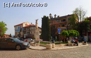 [P03] Velingrad, prin oraș. piața Macedonia » foto by Dragoș_MD
 - 
<span class="allrVoted glyphicon glyphicon-heart hidden" id="av1466787"></span>
<a class="m-l-10 hidden" id="sv1466787" onclick="voting_Foto_DelVot(,1466787,15301)" role="button">șterge vot <span class="glyphicon glyphicon-remove"></span></a>
<a id="v91466787" class=" c-red"  onclick="voting_Foto_SetVot(1466787)" role="button"><span class="glyphicon glyphicon-heart-empty"></span> <b>LIKE</b> = Votează poza</a> <img class="hidden"  id="f1466787W9" src="/imagini/loader.gif" border="0" /><span class="AjErrMes hidden" id="e1466787ErM"></span>