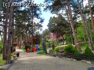 [P39] Velingrad, prin oraș.Parcul Borov » foto by Dragoș_MD
 - 
<span class="allrVoted glyphicon glyphicon-heart hidden" id="av1466823"></span>
<a class="m-l-10 hidden" id="sv1466823" onclick="voting_Foto_DelVot(,1466823,15301)" role="button">șterge vot <span class="glyphicon glyphicon-remove"></span></a>
<a id="v91466823" class=" c-red"  onclick="voting_Foto_SetVot(1466823)" role="button"><span class="glyphicon glyphicon-heart-empty"></span> <b>LIKE</b> = Votează poza</a> <img class="hidden"  id="f1466823W9" src="/imagini/loader.gif" border="0" /><span class="AjErrMes hidden" id="e1466823ErM"></span>