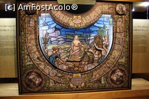 [P22] Santos, Museu do Cafe Brasileiro, la etaj vitraliul alegoric numit Ferma și Abundența detaliu de pe vitraliul visul lui Anhanguera » foto by mprofeanu
 - 
<span class="allrVoted glyphicon glyphicon-heart hidden" id="av1089301"></span>
<a class="m-l-10 hidden" id="sv1089301" onclick="voting_Foto_DelVot(,1089301,15313)" role="button">șterge vot <span class="glyphicon glyphicon-remove"></span></a>
<a id="v91089301" class=" c-red"  onclick="voting_Foto_SetVot(1089301)" role="button"><span class="glyphicon glyphicon-heart-empty"></span> <b>LIKE</b> = Votează poza</a> <img class="hidden"  id="f1089301W9" src="/imagini/loader.gif" border="0" /><span class="AjErrMes hidden" id="e1089301ErM"></span>