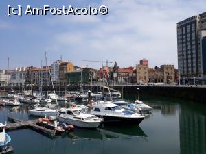 P01 [MAY-2018] Prima oprire în portul orașului Gijon, capitala maritimă a Asturiei