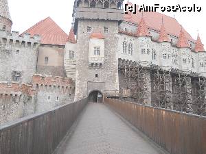 P02 [APR-2013] Intrarea in castel. 
