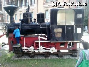 [P02] MȚR - locomotivă cu abur pe ecartament îngust; a funcționat pe o cale ferată de exploatare forestieră până în 1974. A fost „protagonistă” în filmul „Cireșarii”. A fost fabricată în 1907 la Budapesta.  » foto by Dragoș_MD
 - 
<span class="allrVoted glyphicon glyphicon-heart hidden" id="av471442"></span>
<a class="m-l-10 hidden" id="sv471442" onclick="voting_Foto_DelVot(,471442,15672)" role="button">șterge vot <span class="glyphicon glyphicon-remove"></span></a>
<a id="v9471442" class=" c-red"  onclick="voting_Foto_SetVot(471442)" role="button"><span class="glyphicon glyphicon-heart-empty"></span> <b>LIKE</b> = Votează poza</a> <img class="hidden"  id="f471442W9" src="/imagini/loader.gif" border="0" /><span class="AjErrMes hidden" id="e471442ErM"></span>