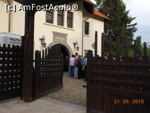 [P24] Vila Minovici - În seara Muzeelor.  » foto by iulianic
 - 
<span class="allrVoted glyphicon glyphicon-heart hidden" id="av740775"></span>
<a class="m-l-10 hidden" id="sv740775" onclick="voting_Foto_DelVot(,740775,15684)" role="button">șterge vot <span class="glyphicon glyphicon-remove"></span></a>
<a id="v9740775" class=" c-red"  onclick="voting_Foto_SetVot(740775)" role="button"><span class="glyphicon glyphicon-heart-empty"></span> <b>LIKE</b> = Votează poza</a> <img class="hidden"  id="f740775W9" src="/imagini/loader.gif" border="0" /><span class="AjErrMes hidden" id="e740775ErM"></span>