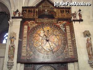 P06 [AUG-2012] Catedrala Sf Paul --celebrul ceas astronomic -urias