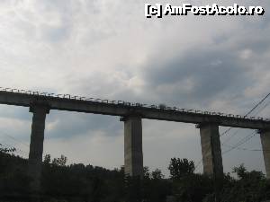 [P18] La ieşire, viaduct în paragină.  » foto by Michi
 - 
<span class="allrVoted glyphicon glyphicon-heart hidden" id="av482600"></span>
<a class="m-l-10 hidden" id="sv482600" onclick="voting_Foto_DelVot(,482600,15725)" role="button">șterge vot <span class="glyphicon glyphicon-remove"></span></a>
<a id="v9482600" class=" c-red"  onclick="voting_Foto_SetVot(482600)" role="button"><span class="glyphicon glyphicon-heart-empty"></span> <b>LIKE</b> = Votează poza</a> <img class="hidden"  id="f482600W9" src="/imagini/loader.gif" border="0" /><span class="AjErrMes hidden" id="e482600ErM"></span>