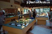 [P01] Cina la restaurant » foto by miaboro
 - 
<span class="allrVoted glyphicon glyphicon-heart hidden" id="av495592"></span>
<a class="m-l-10 hidden" id="sv495592" onclick="voting_Foto_DelVot(,495592,15998)" role="button">șterge vot <span class="glyphicon glyphicon-remove"></span></a>
<a id="v9495592" class=" c-red"  onclick="voting_Foto_SetVot(495592)" role="button"><span class="glyphicon glyphicon-heart-empty"></span> <b>LIKE</b> = Votează poza</a> <img class="hidden"  id="f495592W9" src="/imagini/loader.gif" border="0" /><span class="AjErrMes hidden" id="e495592ErM"></span>