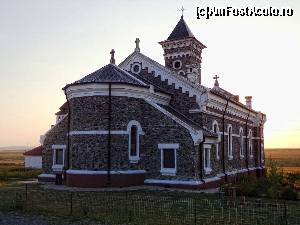 P19 [AUG-2013] Mănăstirea Colilia - biserica târnosită în 2009 cu hramul ”Intrarea în Biserică a Maicii Domnului”