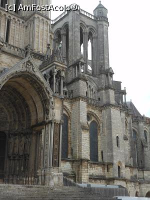 [P48] Chartres - Catedrala Notre-Dame de Chartres. » foto by iulianic
 - 
<span class="allrVoted glyphicon glyphicon-heart hidden" id="av1441157"></span>
<a class="m-l-10 hidden" id="sv1441157" onclick="voting_Foto_DelVot(,1441157,16471)" role="button">șterge vot <span class="glyphicon glyphicon-remove"></span></a>
<a id="v91441157" class=" c-red"  onclick="voting_Foto_SetVot(1441157)" role="button"><span class="glyphicon glyphicon-heart-empty"></span> <b>LIKE</b> = Votează poza</a> <img class="hidden"  id="f1441157W9" src="/imagini/loader.gif" border="0" /><span class="AjErrMes hidden" id="e1441157ErM"></span>