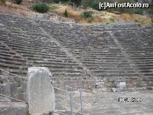 [P31] In arena amfiteatrului de la Delphi » foto by irinad
 - 
<span class="allrVoted glyphicon glyphicon-heart hidden" id="av604649"></span>
<a class="m-l-10 hidden" id="sv604649" onclick="voting_Foto_DelVot(,604649,16497)" role="button">șterge vot <span class="glyphicon glyphicon-remove"></span></a>
<a id="v9604649" class=" c-red"  onclick="voting_Foto_SetVot(604649)" role="button"><span class="glyphicon glyphicon-heart-empty"></span> <b>LIKE</b> = Votează poza</a> <img class="hidden"  id="f604649W9" src="/imagini/loader.gif" border="0" /><span class="AjErrMes hidden" id="e604649ErM"></span>