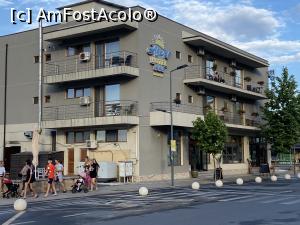 P01 [JUN-2022] Hotel Agapi Mamaia - hotelul văzut din parcare