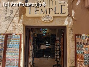 [P31] Intrare la Temple  Gift Shop. » foto by ovidiuyepi
 - 
<span class="allrVoted glyphicon glyphicon-heart hidden" id="av1446669"></span>
<a class="m-l-10 hidden" id="sv1446669" onclick="voting_Foto_DelVot(,1446669,16947)" role="button">șterge vot <span class="glyphicon glyphicon-remove"></span></a>
<a id="v91446669" class=" c-red"  onclick="voting_Foto_SetVot(1446669)" role="button"><span class="glyphicon glyphicon-heart-empty"></span> <b>LIKE</b> = Votează poza</a> <img class="hidden"  id="f1446669W9" src="/imagini/loader.gif" border="0" /><span class="AjErrMes hidden" id="e1446669ErM"></span>