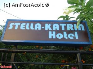 [P03] Transferul de la aeroport la hotel se face într-o oră și iată-ne deja cazați la Stella-Katrin, din Adelianos Kampos.  » foto by Costi
 - 
<span class="allrVoted glyphicon glyphicon-heart hidden" id="av798674"></span>
<a class="m-l-10 hidden" id="sv798674" onclick="voting_Foto_DelVot(,798674,16947)" role="button">șterge vot <span class="glyphicon glyphicon-remove"></span></a>
<a id="v9798674" class=" c-red"  onclick="voting_Foto_SetVot(798674)" role="button"><span class="glyphicon glyphicon-heart-empty"></span> <b>LIKE</b> = Votează poza</a> <img class="hidden"  id="f798674W9" src="/imagini/loader.gif" border="0" /><span class="AjErrMes hidden" id="e798674ErM"></span>