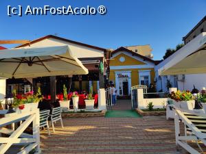 [P16] Casa Coral văzută din stradă » foto by crismis
 - 
<span class="allrVoted glyphicon glyphicon-heart hidden" id="av1499827"></span>
<a class="m-l-10 hidden" id="sv1499827" onclick="voting_Foto_DelVot(,1499827,17088)" role="button">șterge vot <span class="glyphicon glyphicon-remove"></span></a>
<a id="v91499827" class=" c-red"  onclick="voting_Foto_SetVot(1499827)" role="button"><span class="glyphicon glyphicon-heart-empty"></span> <b>LIKE</b> = Votează poza</a> <img class="hidden"  id="f1499827W9" src="/imagini/loader.gif" border="0" /><span class="AjErrMes hidden" id="e1499827ErM"></span>