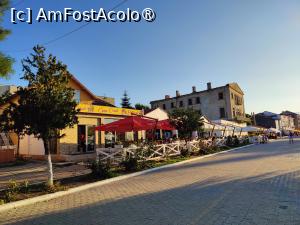 [P19] Casa Coral văzută din stradă » foto by crismis
 - 
<span class="allrVoted glyphicon glyphicon-heart hidden" id="av1499830"></span>
<a class="m-l-10 hidden" id="sv1499830" onclick="voting_Foto_DelVot(,1499830,17088)" role="button">șterge vot <span class="glyphicon glyphicon-remove"></span></a>
<a id="v91499830" class=" c-red"  onclick="voting_Foto_SetVot(1499830)" role="button"><span class="glyphicon glyphicon-heart-empty"></span> <b>LIKE</b> = Votează poza</a> <img class="hidden"  id="f1499830W9" src="/imagini/loader.gif" border="0" /><span class="AjErrMes hidden" id="e1499830ErM"></span>