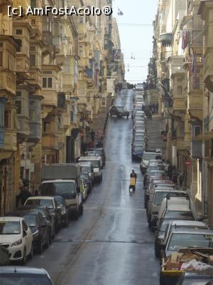 P10 [FEB-2018] Stradă în pantă în Valletta
