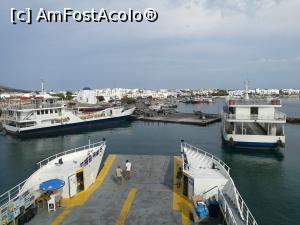 P13 [AUG-2018] Ferry ce face legătura între Paros și Antiparos