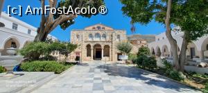 [P64] Paros, biserica Panagia Ekatontapyliani » foto by irinad
 - 
<span class="allrVoted glyphicon glyphicon-heart hidden" id="av1526154"></span>
<a class="m-l-10 hidden" id="sv1526154" onclick="voting_Foto_DelVot(,1526154,17461)" role="button">șterge vot <span class="glyphicon glyphicon-remove"></span></a>
<a id="v91526154" class=" c-red"  onclick="voting_Foto_SetVot(1526154)" role="button"><span class="glyphicon glyphicon-heart-empty"></span> <b>LIKE</b> = Votează poza</a> <img class="hidden"  id="f1526154W9" src="/imagini/loader.gif" border="0" /><span class="AjErrMes hidden" id="e1526154ErM"></span>