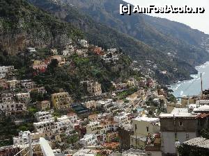 [P17] Positano vazut de sus din statia de autobuz » foto by BOGDAN DSN
 - 
<span class="allrVoted glyphicon glyphicon-heart hidden" id="av505163"></span>
<a class="m-l-10 hidden" id="sv505163" onclick="voting_Foto_DelVot(,505163,17505)" role="button">șterge vot <span class="glyphicon glyphicon-remove"></span></a>
<a id="v9505163" class=" c-red"  onclick="voting_Foto_SetVot(505163)" role="button"><span class="glyphicon glyphicon-heart-empty"></span> <b>LIKE</b> = Votează poza</a> <img class="hidden"  id="f505163W9" src="/imagini/loader.gif" border="0" /><span class="AjErrMes hidden" id="e505163ErM"></span>