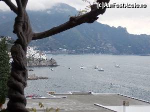 [P01] Privelistea de la Hotelul Dei Cavalieri catre Amalfi » foto by alehandra_dada
 - 
<span class="allrVoted glyphicon glyphicon-heart hidden" id="av558528"></span>
<a class="m-l-10 hidden" id="sv558528" onclick="voting_Foto_DelVot(,558528,17505)" role="button">șterge vot <span class="glyphicon glyphicon-remove"></span></a>
<a id="v9558528" class=" c-red"  onclick="voting_Foto_SetVot(558528)" role="button"><span class="glyphicon glyphicon-heart-empty"></span> <b>LIKE</b> = Votează poza</a> <img class="hidden"  id="f558528W9" src="/imagini/loader.gif" border="0" /><span class="AjErrMes hidden" id="e558528ErM"></span>