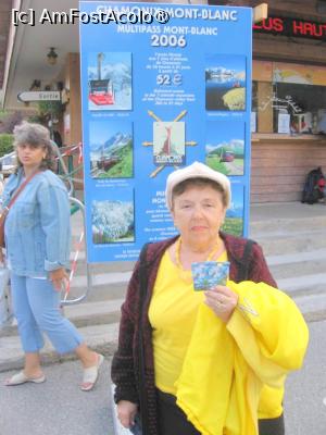 [P03] Chamonix,  spre Aiguille du Midi, 2006 » foto by Michi
 - 
<span class="allrVoted glyphicon glyphicon-heart hidden" id="av1469406"></span>
<a class="m-l-10 hidden" id="sv1469406" onclick="voting_Foto_DelVot(,1469406,17887)" role="button">șterge vot <span class="glyphicon glyphicon-remove"></span></a>
<a id="v91469406" class=" c-red"  onclick="voting_Foto_SetVot(1469406)" role="button"><span class="glyphicon glyphicon-heart-empty"></span> <b>LIKE</b> = Votează poza</a> <img class="hidden"  id="f1469406W9" src="/imagini/loader.gif" border="0" /><span class="AjErrMes hidden" id="e1469406ErM"></span>