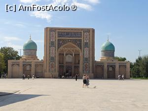 [P03] Uzbekistan, Tashkent, Madrasa Barq Khan » foto by mprofeanu
 - 
<span class="allrVoted glyphicon glyphicon-heart hidden" id="av1549257"></span>
<a class="m-l-10 hidden" id="sv1549257" onclick="voting_Foto_DelVot(,1549257,18174)" role="button">șterge vot <span class="glyphicon glyphicon-remove"></span></a>
<a id="v91549257" class=" c-red"  onclick="voting_Foto_SetVot(1549257)" role="button"><span class="glyphicon glyphicon-heart-empty"></span> <b>LIKE</b> = Votează poza</a> <img class="hidden"  id="f1549257W9" src="/imagini/loader.gif" border="0" /><span class="AjErrMes hidden" id="e1549257ErM"></span>