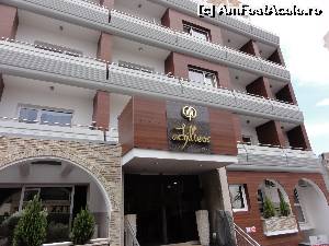 P13 <small>[APR-2015]</small> Hotel Achilleos - situat in plin centrul istoric al Larnacai (singurul care mai poate rivaliza cu el este hotel Livadiotis)  » foto by nosferatoo
 - 
<span class="allrVoted glyphicon glyphicon-heart hidden" id="av612060"></span>
<a class="m-l-10 hidden" id="sv612060" onclick="voting_Foto_DelVot(,612060,18326)" role="button">șterge vot <span class="glyphicon glyphicon-remove"></span></a>
<a id="v9612060" class=" c-red"  onclick="voting_Foto_SetVot(612060)" role="button"><span class="glyphicon glyphicon-heart-empty"></span> <b>LIKE</b> = Votează poza</a> <img class="hidden"  id="f612060W9" src="/imagini/loader.gif" border="0" /><span class="AjErrMes hidden" id="e612060ErM"></span>