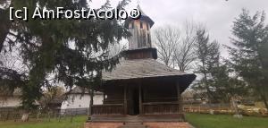 [P30] Vatra satului și biserica. » foto by Aurici
 - 
<span class="allrVoted glyphicon glyphicon-heart hidden" id="av1226168"></span>
<a class="m-l-10 hidden" id="sv1226168" onclick="voting_Foto_DelVot(,1226168,18373)" role="button">șterge vot <span class="glyphicon glyphicon-remove"></span></a>
<a id="v91226168" class=" c-red"  onclick="voting_Foto_SetVot(1226168)" role="button"><span class="glyphicon glyphicon-heart-empty"></span> <b>LIKE</b> = Votează poza</a> <img class="hidden"  id="f1226168W9" src="/imagini/loader.gif" border="0" /><span class="AjErrMes hidden" id="e1226168ErM"></span>