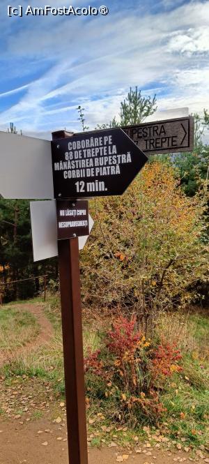 [P07] Indicatoare pe traseu. » foto by tata123 🔱
 - 
<span class="allrVoted glyphicon glyphicon-heart hidden" id="av1505030"></span>
<a class="m-l-10 hidden" id="sv1505030" onclick="voting_Foto_DelVot(,1505030,18441)" role="button">șterge vot <span class="glyphicon glyphicon-remove"></span></a>
<a id="v91505030" class=" c-red"  onclick="voting_Foto_SetVot(1505030)" role="button"><span class="glyphicon glyphicon-heart-empty"></span> <b>LIKE</b> = Votează poza</a> <img class="hidden"  id="f1505030W9" src="/imagini/loader.gif" border="0" /><span class="AjErrMes hidden" id="e1505030ErM"></span>